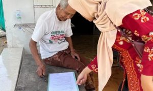 beasiswa-bupati-kediri-dibanjiri-pendaftar-cek-langsung-ke-rumah-untuk-pastikan-43118