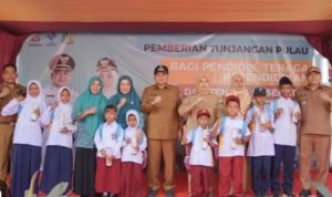 pemkot-makassar-tanggung-biaya-sekolah-swasta-siswa-gagal-spmb-82495