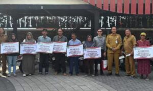 dinas-prkpp-nganjuk-salurkan-bansos-perbaikan-rumah-warga-11671