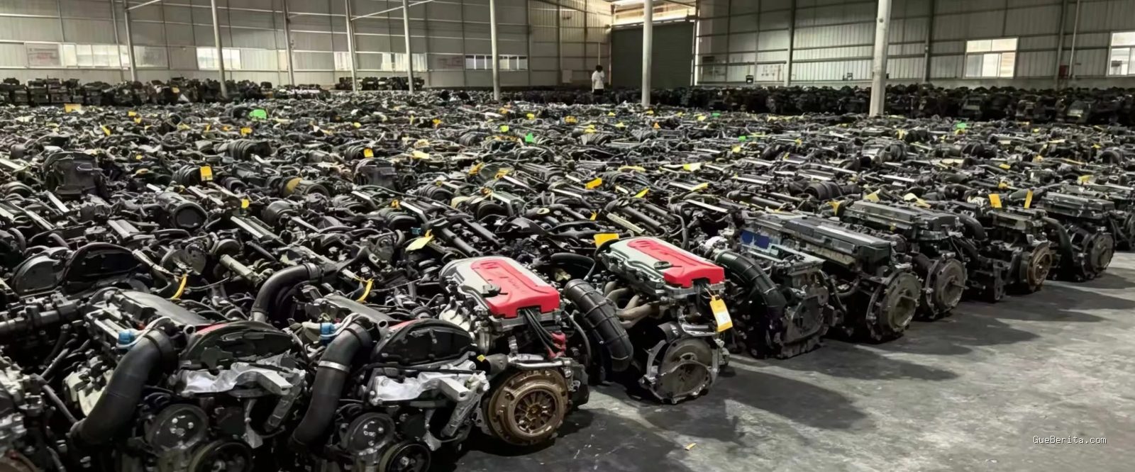Photo by indonesian.car-enginesparts.com - Panduan Lengkap Mengecek Kondisi Mesin Mobil Bekas Sebelum Membeli