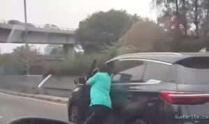 Analisis Penyebab Sopir Taksi Hijau Terseret BYD 50 Meter di Tol Jakbar