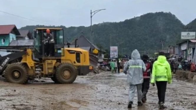 Banjir Bandang Solok: Langkah Kementerian PU Pulihkan Jalan Nasional