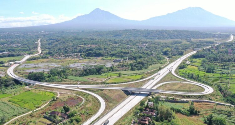 Photo by majalahlintas.com - Daftar Tarif Tol Trans Jawa Golongan 1 Terbaru untuk Mudik