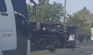 Dampak Ekonomi Kecelakaan Bus dan Truk di Tol Cipali KM 176