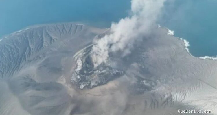 Erupsi Gunung Anak Krakatau: BMKG Pastikan Tidak Ada Potensi Tsunami