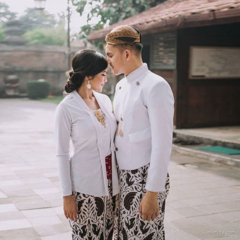 Photo by shopee.co.id - Inspirasi Outfit Prewedding: Ide Padu Padan untuk Berbagai Konsep