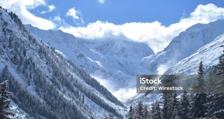 Photo by istockphoto.com - Manfaat Berlibur ke Pegunungan untuk Kesehatan Fisik dan Mental