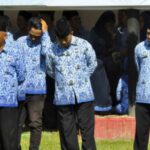 Nasib Guru Tak Lulus PNS-PPPK: Tetap Mengajar Lewat Dana BOS