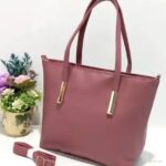 Photo by shopee.co.id - Panduan Memilih Tas Kerja Nyaman dan Ergonomis untuk Harian