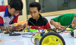 Photo by proactiverobotika.com - Panduan Memilih Tempat Kursus Anak yang Tepat dan Berkualitas