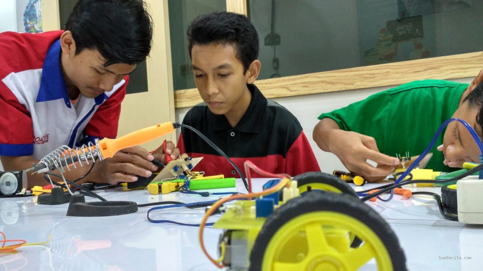 Photo by proactiverobotika.com - Panduan Memilih Tempat Kursus Anak yang Tepat dan Berkualitas