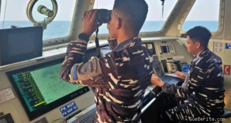 Prabowo Kerahkan 11 Kapal TNI AL Cari 5 Jurnalis Hilang di Selat Sunda