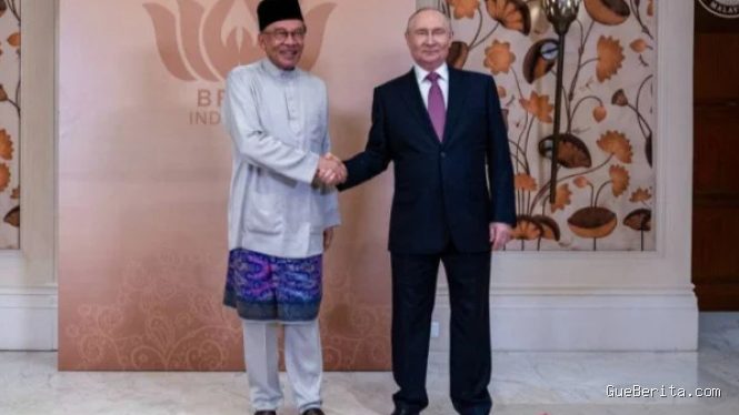 Strategi Anwar Ibrahim Bertemu Putin di KTT BRICS: Proyeksi Sawit dan Penerbangan