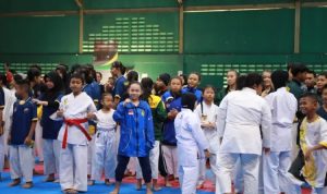 450-atlet-karate-ikuti-porkab-wabup-mimik-wadah-pembinaan-generasi-prestasi-28760
