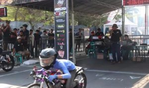 ratusan-pembalap-luar-daerah-ramaikan-rookie-drag-competition-dalam-rangka-hut-m-11949
