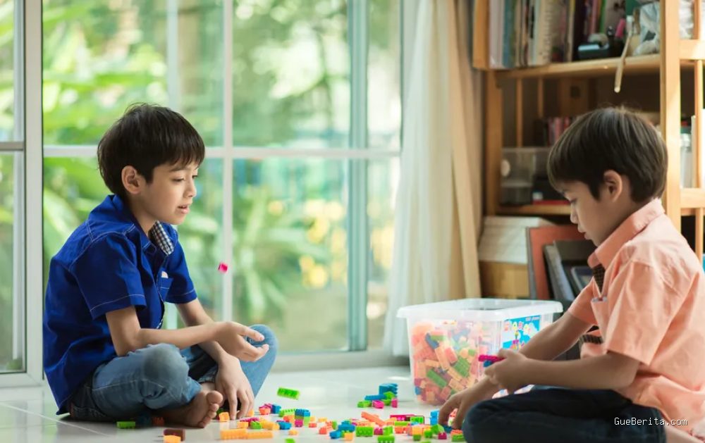 Photo by hellosehat.com - Aktivitas Kreatif Agar Anak Tidak Mudah Bosan di Rumah