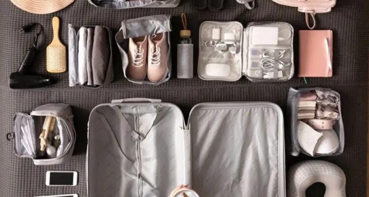 Photo by idntimes.com - Panduan Aman Membawa Barang Berharga Saat Traveling