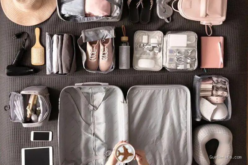 Photo by idntimes.com - Panduan Aman Membawa Barang Berharga Saat Traveling