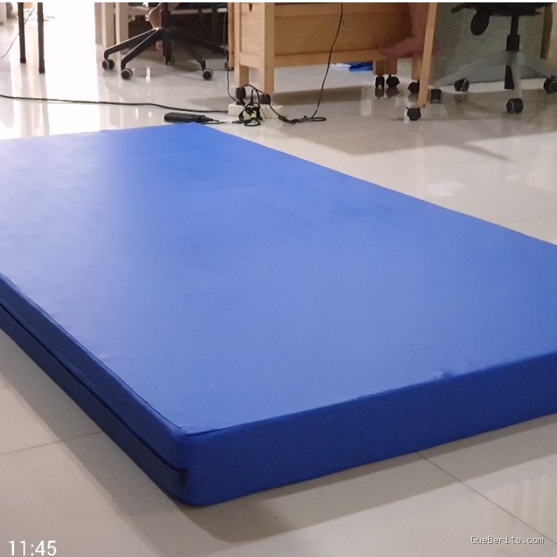 Photo by shopee.co.id - Panduan Memilih Matras Olahraga yang Tepat untuk Latihan di Rumah