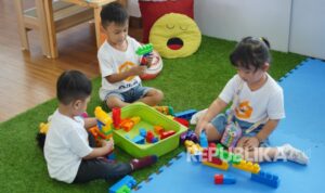 Photo by ameera.republika.co.id - Panduan Mengatur Waktu Belajar dan Bermain yang Efektif untuk Anak