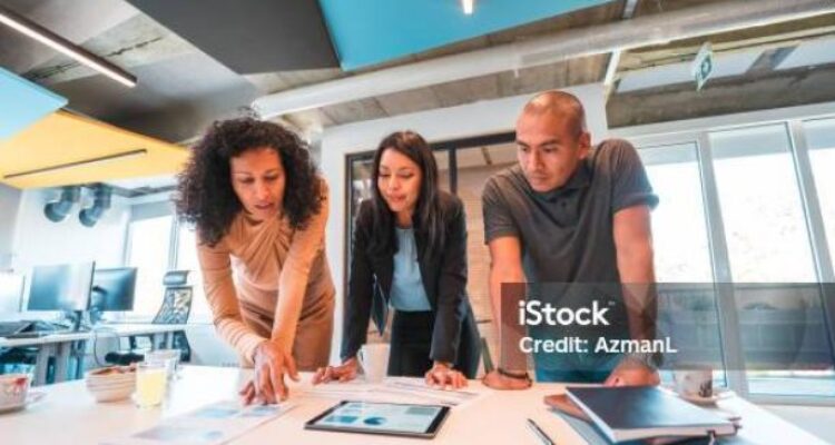 Photo by istockphoto.com - Hak Karyawan Terkait Libur di Hari Libur Nasional Tanggal Merah