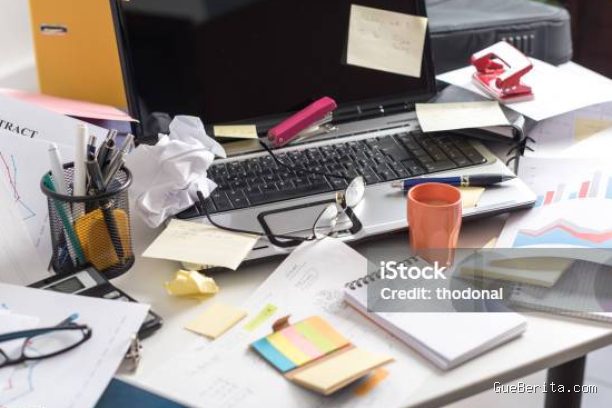 Tanda Perusahaan Menerapkan Praktik Hustle Culture Kerja Sampai Tumbang